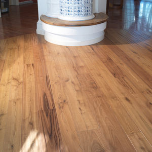 parquet massiccio / da incollare / in castagno / anticato