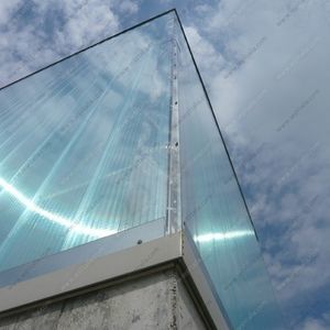 pannello in policarbonato per facciata continua