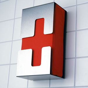 armadietto per medicinali da parete