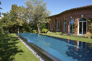 piscina a straripamento 1