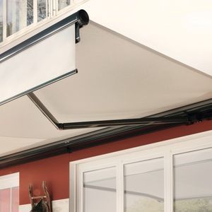 tenda da sole a proiezione