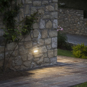 luce da incasso a muro