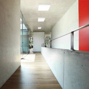 luce a lampada fluorescente 1