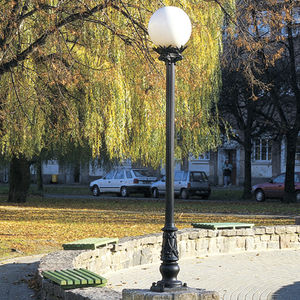 lampione da giardino / classico / in metallo / LED