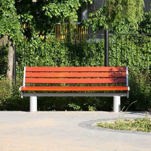 panca per spazi pubblici moderna
