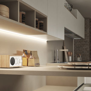 luce LED 1