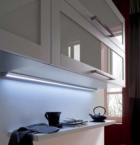 luce LED 1