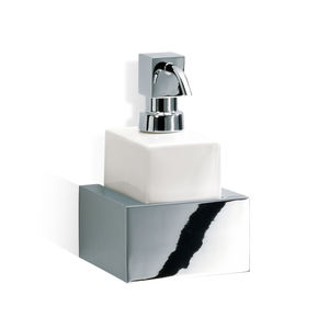 distributore di sapone per uso residenziale