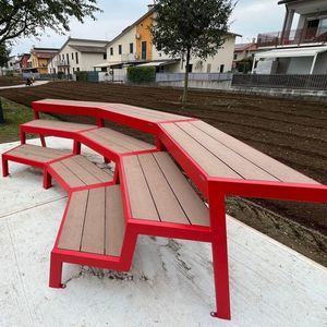 panca per spazi pubblici contemporanea 1