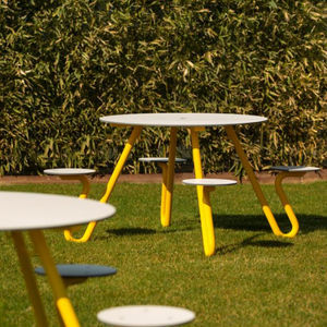 set tavolo e panca contemporaneo 1