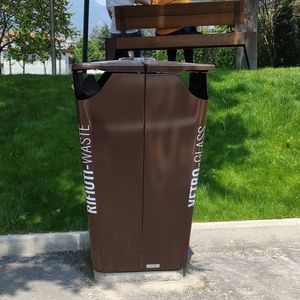 portarifiuti pubblico 1