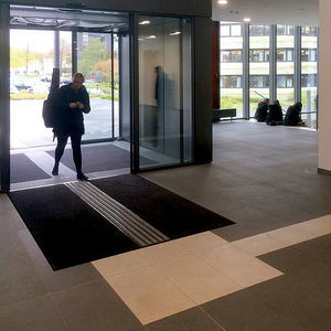 tappeto d'ingresso per edifici pubblici 1