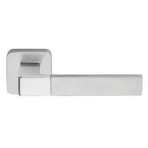 maniglia per porta 1
