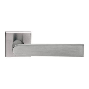 maniglia per porta 1