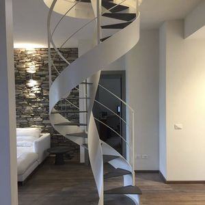 scala elicoidale 1