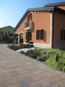 pavé in pietra naturale 1