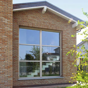 finestra in legno
