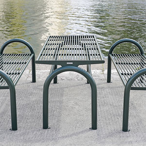 tavolo da picnic contemporaneo
