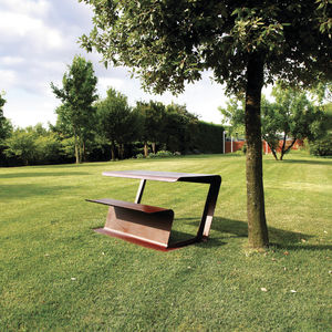 tavolo da picnic contemporaneo