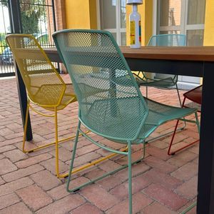 sedia da giardino contemporanea