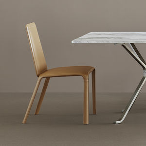 sedia contemporanea