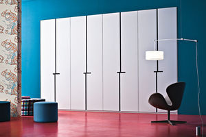 armadio contemporaneo
