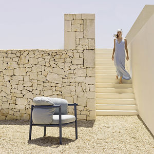 poltrona contemporanea