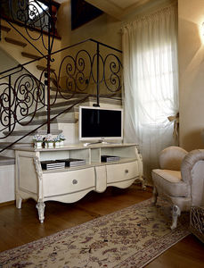 poltrona in stile / in legno / in tessuto