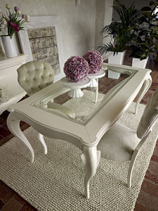 credenza in stile