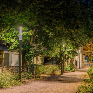 colonna luminosa contemporanea