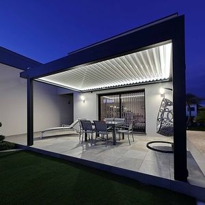 pergola ad arco addossata