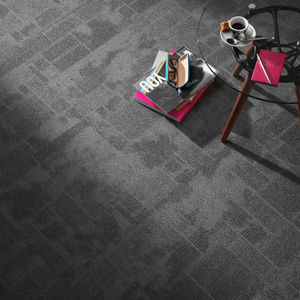 moquette a quadrotte