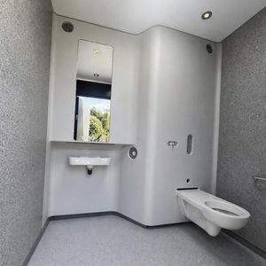 toilette pubblica automatica