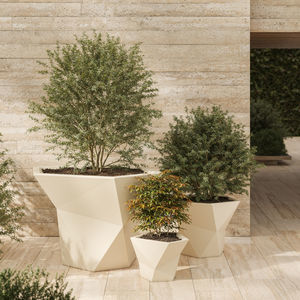 vaso da giardino in polietilene 1