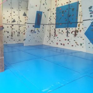 materassino di caduta per parete d'arrampicata per interni