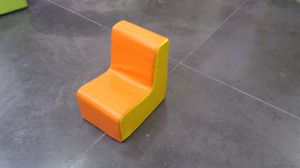 chauffeuse moderna / in schiuma / per bambini (unisex)