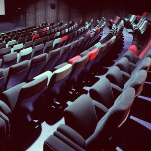 poltrona per cinema in tessuto