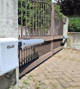 automazione per cancello battente