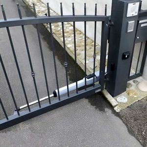 automazione per cancello battente