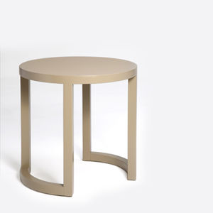 tavolo d'appoggio contemporaneo