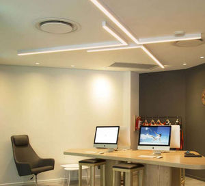 luce LED 1