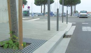 bordura per marciapiede / in pietra ricostituita / rettangolare