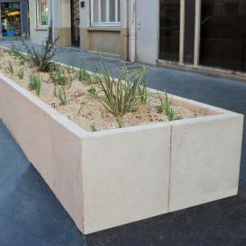 bordura da giardino / in calcestruzzo / rettangolare / lineare