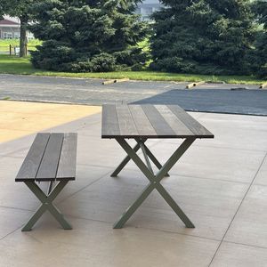 tavolo da picnic contemporaneo 1