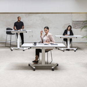 tavolo per corsi di formazione moderno