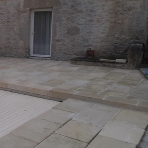 bordo di piscina in calcestruzzo