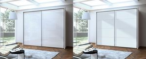 armadio moderno / in legno / con porta scorrevole / a specchio