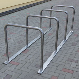 rastrelliera per biciclette a pavimento