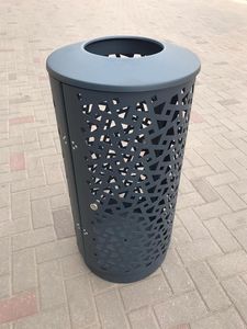pattumiera pubblica