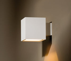 applique in stile industriale 1